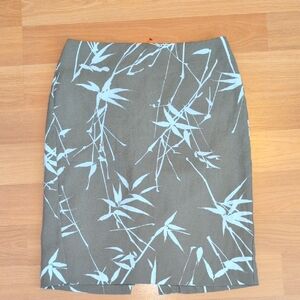 Banana Republic Bamboo Print Knee-Length Pencil Skirt Size 8